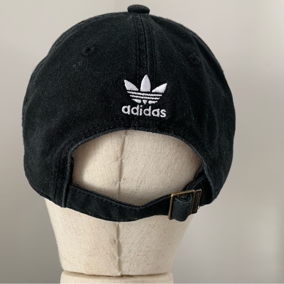 ✨ 2/$25 ✨🛍 Adidas Black Adjustable Strap Back Cotton Dad Hat - Picture 7 of 15